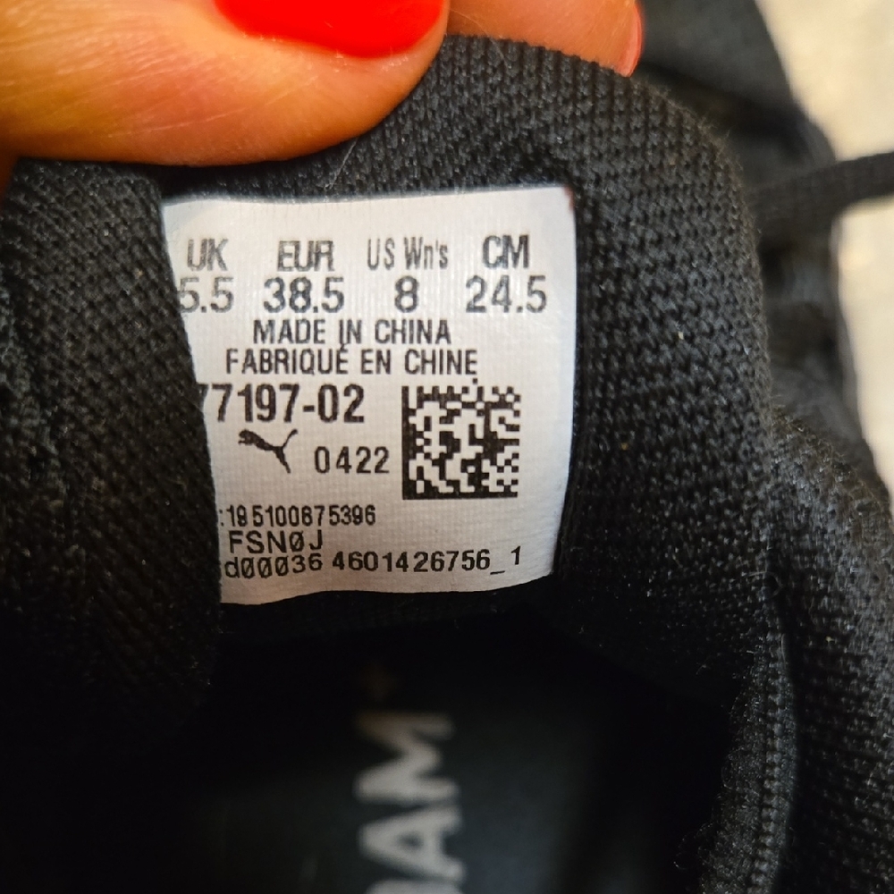 Puma Women's Black and Pink Athletic Shoes - Picture 2 of 8